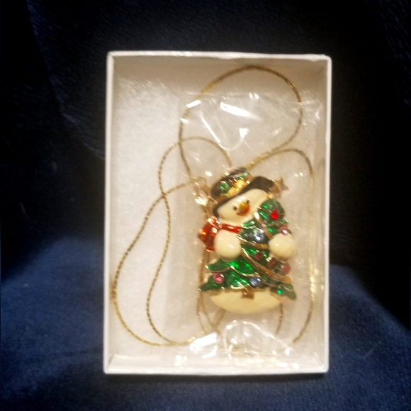 Snowman pin or pendant - Picture 1 of 3